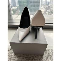 ราคา รองเท้าส้นสูง BALENCIAGA SIZE 39.5 (38-38.5ใส่ได้) ของแท้ มีกล่อง (21494141961)