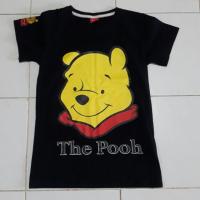 ราคา เสื้อยืดสีดำลายหมีพู (1752639733)