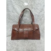 ราคา กระเป๋าหนังลายสีน้ำตาลทรงถือทำงานแบรนด์LIZ Claiborne (รหัส บีม4) (24822466006)