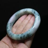 ราคา กำไลหยกท้องปลิงเนื้อแก้วฮกลกซิ่ว หยกสามสี size 61 mm (26076428194)