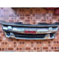 ราคา กระจังหน้า isuzu dmax 07-11 มือสอง (14048963143)