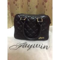 ราคา Taywin ของแท้ กระเป๋าสีดำ มือสอง (278449461)