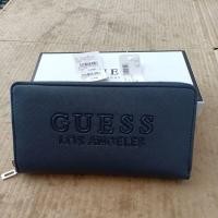 ราคา กระเป๋าสตางค์ใบยาวยี่ห้อ Guess (10707498896)