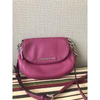 ราคา กระเป๋าสะพายข้าง Michael Kors สีชมพู (2954631632)