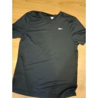 ราคา เสื้อคอกลม Reebok ของแท้ มือสอง สีดำ (16110994632)