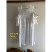 ราคา เสื้อผ้ามือสองผู้หญิง ชุดเดรสลูกไม้ เปิดไหล่ สาวอวบ สีขาว No.181 (25109702538)