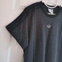 ราคา Adidas Originals เสื้อยืดผญ​ทรงหลวม สีดำเทา​ ไซส์ 36 แท้ป้ายห้อย (22948573851)