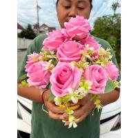 ราคา พานดอกไม้ พานดอกไม้ประดิษฐ์ พานกุหลาบสีชมพู รุ่นTEW พานดอกไม้วางโต๊ะหมู่ พานกว้าง 16 ซม.รวมดอกไม้19*26-29ซม. พานไหว้ครู (52551942855)