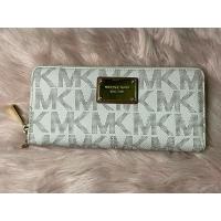 ราคา กระเป๋าสตางค์ Zippy Michael Kors (24662488891)