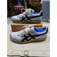 ราคา รองเท้ามือสอง onitsuka tiger GSM ไซด์ 40/25.25 (29019203915)