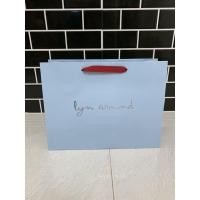 ราคา ถุงกระดาษแบรนด์ Lyn จาก shop (9586381797)