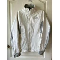 ราคา เสื้อกันหนาว the north face แท้!! มือสอง windwall อก 38 ยาว 24 ไม่มีตำหนิ (40456227816)