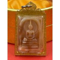 ราคา P-02-03563 พระสมเด็จวงพระจันทร์เลี่ยมกรอบ แกะสลักจากหินพระธาตุเขาสามร้อยยอด (6032421879)