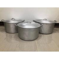 ราคา หม้ออลูมิเนียม หม้อหุงต้ม หม้ออลูมิเนียมหล่อ (อลูมิเนียมแท้100%) ขนาด 32.5/34/36 ซม.(No.40/50/60) (2273754673)