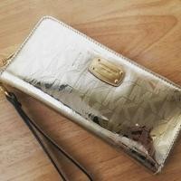 ราคา กระเป๋าสตางค์ใบยาว Michael Kors สีทอง (137396744)