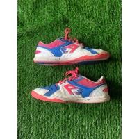 ราคา รองเท้าฟุตซอล Breaker 44/280 เชือก Ari มือสองแท้ (42920946355)