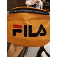 ราคา กระเป๋าสตางค์ Fila สพาย (8229699291)