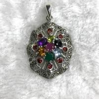 ราคา จี้นพเก้าพลอยแท้ ตัวเรือนเงินแท้ (6644478675)