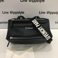 ราคา Givenchy mini pandora logo strap (1360904706)