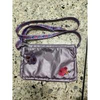 ราคา กระเป๋าสะพายสีม่วงเมทัคลิกkiplingของแท้ (22782011950)