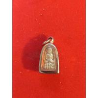 ราคา หลวงพ่อทวดพิมพ์พระรอดเนื้อปรอทปี46(หายาก)วัดห้วยมงคล (27853566754)