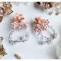 ราคา พร้อมส่งคะ ต่างหูดอกไม้ผ้าซาตินแฮนด์เมด (5379500186)