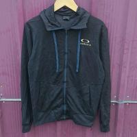 ราคา เสื้อฮู้ดมีซิปสีดํา Oakley (42405763159)