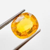 ราคา [ พร้อมส่ง ] พลอยบุษราคัม (Yellow Sapphire) 3.87 กะรัต ทรงไข่ สีเหลืองทอง สะอาด VS พลอยจันทร์ [G138] (16996242938)