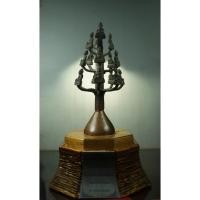 ราคา พระวัฒน์ ชินบัญชร รุ่นทัพพระยา แบบช่อ 16 องค์ เนื้อนวะโลหะ **สร้างน้อย 96 องค์** หมายเลข **74** ตอกโค๊ตศาลา+โค๊ต*ท+เลข 9 (29110189873)