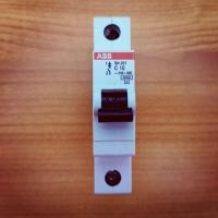 ราคา Miniature Circuit Breaker ลูกเซอร์กิตเบรกเกอร์ (4234892519)