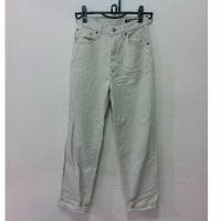 ราคา กางเกงยีนส์สีขาวครีม เอว26-27 มือสอง BOBSONแท้‼️ (4352028897)