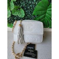 ราคา Chanel camera vintage bag white lamskin (17222659397)