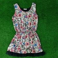 ราคา เสื้อแฟชั่นมือสอง เดรสสั้นลายดอก อก 38 เอว 32 สะโพกฟรี ยาว 34 นิ้ว ชายแต่งระบายผ้ามุ้งฟรุ้งฟริ้ง (8143130556)