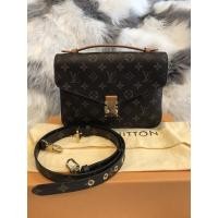 ราคา Louis Vuitton Metis USED GOOD CON. กระเป๋าหลุย รุ่นMetisของแท้สภาพสวยเวอร์วัง (3867774552)