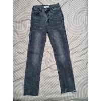 ราคา กางเกงยีนส์ขากระบอกเล็ก ป้าย xoxo สีดำฟอก มือสอง ไซส์ S (18332114472)