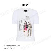 ราคา DKNY เสื้อยืดคอกลม รุ่น Building Conversational T-Shirt Code: P4AHGWSS WHT (28773270496)
