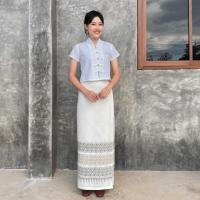 ราคา ชุดพื้นเมืองโทนสีขาว เสื้อคอวี + ผ้าถุงสีขาวออฟไวท์ ชุดพื้นเมืองสีขาว ชุดผ้าไทยสีขาว (41376267681)