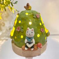 ราคา โคมไฟเซรามิกแฮนด์เมดลายครอบครัวแมวน้อยกลางป่าสุดน่ารัก (27120501760)