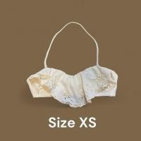 ราคา ส่งต่อ ชุดว่ายน้ำ สีขาว Misty Mynx Top bra size xs มีลายปัก (23362687255)
