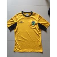 ราคา UMBRO อก38 ยาว27 ของแท้มือสอง (7861025037)