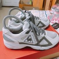 ราคา รองเท้ากีฬา le coq sport 5us/23cmมือสองของแท้ (1085170083)