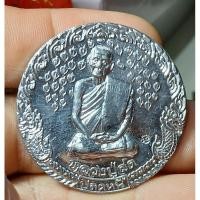 ราคา เหรียญกลม รุ่นปลดหนี้ หลวงปู่สด วัดโพธิ์แตงใต้ จ.พระนครศรีอย ุธยา พ.ศ.2537 (28917267924)