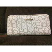 ราคา กระเป๋าสตางค์มือสอง calvin klein (1629112561)