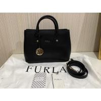 ราคา กระเป๋า FURLA ของแท้มือ2 สภาพ95% กว้าง10”ยาว7”มีสายสะพายข้าง (18623902511)