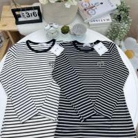 ราคา เสื้อยืดคอกลมแขนยาว ผ้าริ้วนิ่มเด้ง รีดเพชรลายต้นมะพร้าว ป้ายME (48401459409)