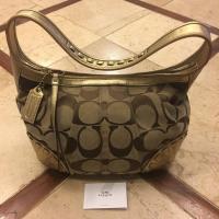 ราคา กระเป๋า Coach Ergo Signature Hobo F12227 (1794534358)