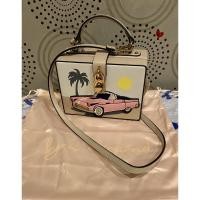 ราคา [มือสอง] กระเป๋าสะพาย ทรงกล่อง Lyn Around สีเบจ ของแท้ (5255528459)