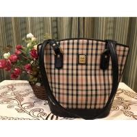 ราคา กระเป๋ามือสอง DAKS ของแท้ (5979718261)