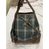 ราคา กระเป๋าสะพายทรงจีบ(Bucket Bag) Brand Bean Pole แท้ #มือสอง (6643147338)