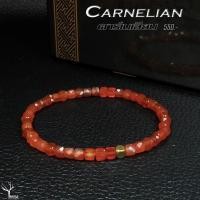 ราคา เสริมโชค กำไลหิน " คาร์เนเลี่ยน : Carnelian " หินแท้100% ขนาด 4mm ทรงลูกบาศก์ เจียรเหลี่ยม สร้อยข้อมือหิน หินนำโชค (26107434263)